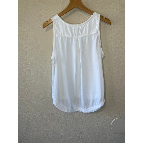 Bella Dahl High Neck Whight Classic Tank W/ Side Button Detail - Picture 3 of 9